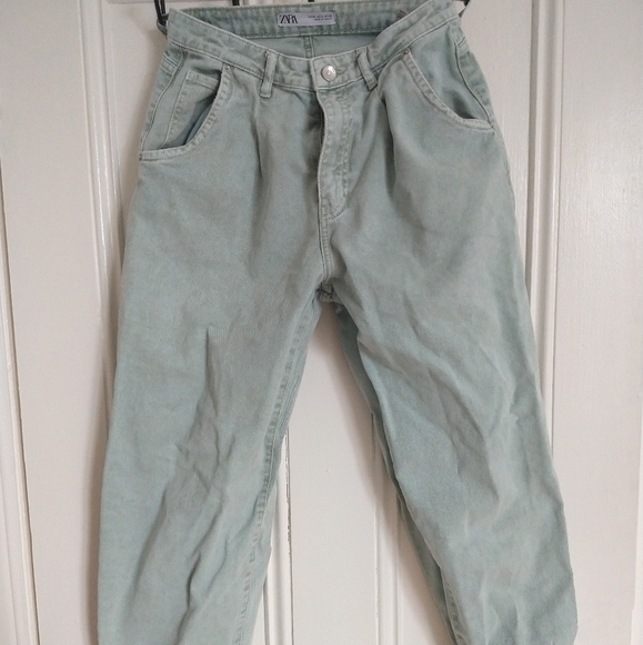 Zara Sea Green Slouchy Jeans with Darts - Picture 3 of 7